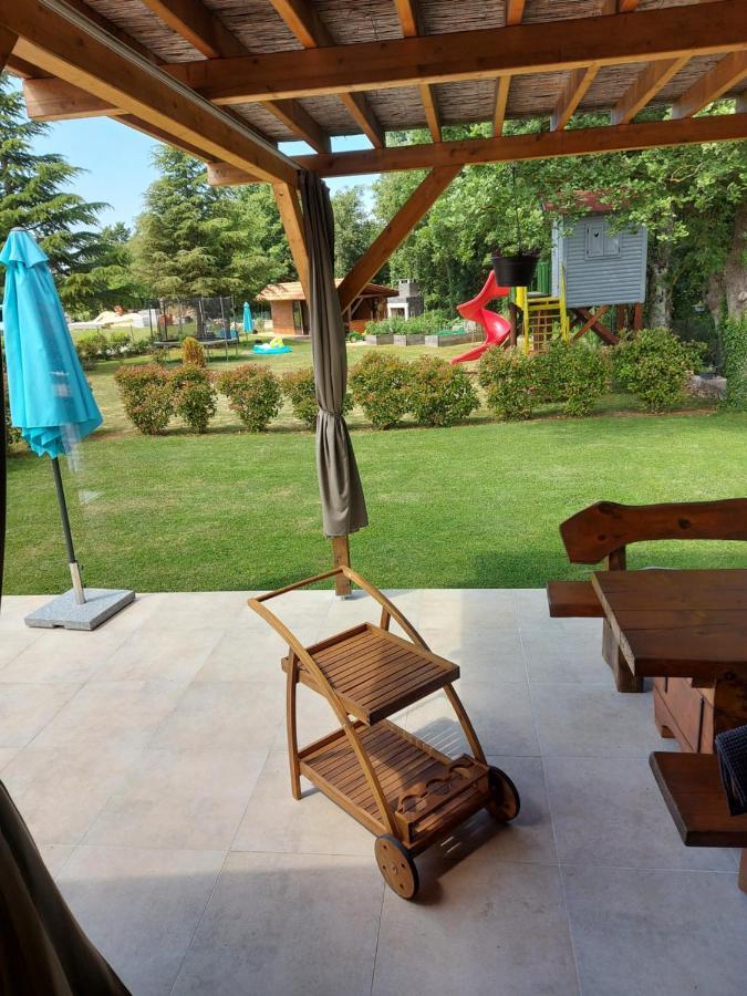 Guest House Flora Pazin Exterior photo